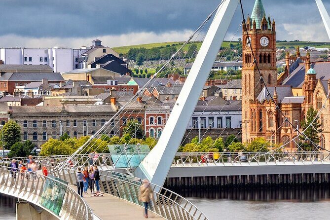 Derrie Danders: Wander around the Waterside on a self-guided GPS audio tour - Discover Derry-Londonderry with Derrie Danders: A Self-Guided GPS Audio Tour