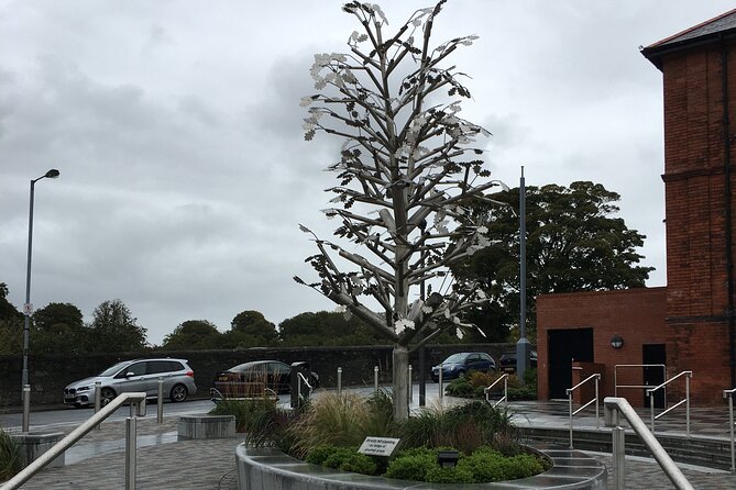 Derrie Danders: Wander Around the Waterside on a Self-Guided GPS Audio Tour - Start Point