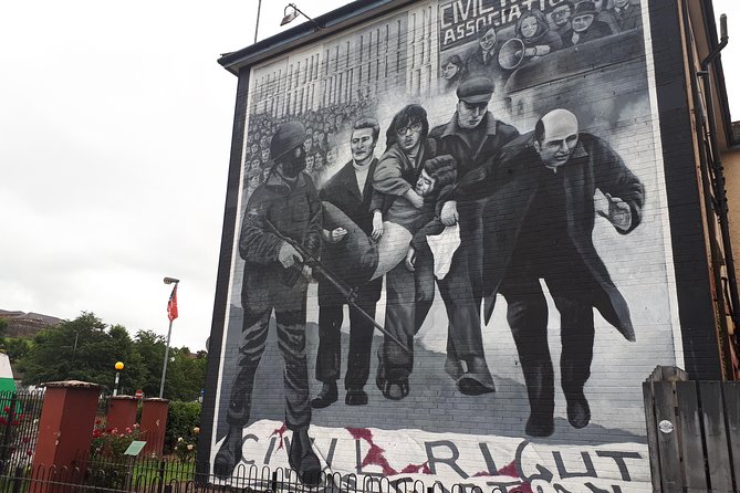 Derry City Bloody Sunday Bogside Murals Walking Tour - Tour Overview