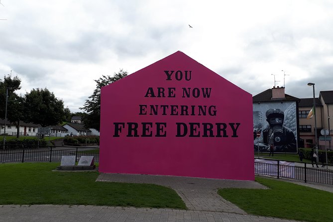 Derry City Bloody Sunday Bogside Murals Walking Tour - Meeting Point