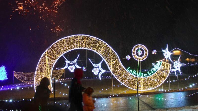 Derry, NH: LaBelle Lights Holiday Light Show Entry Ticket - FAQ