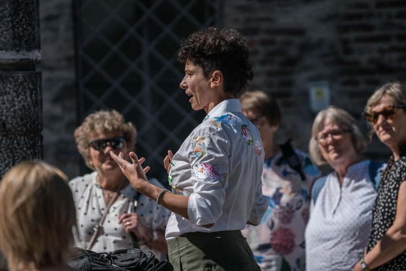 Desenzano d/G: guided bike day trip + selected wines, cooking class - FAQs  