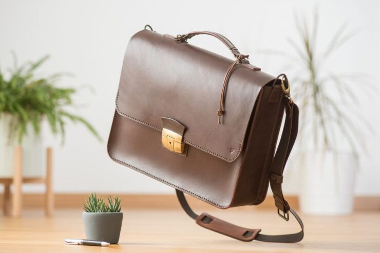 Design and Craft With Leather in Palermo - Crafting Techniques