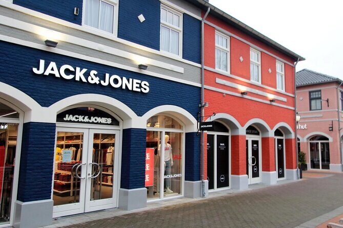 Designer Outlet Roermond Private Day Tour From Amsterdam - The Itinerary Breakdown: What to Expect