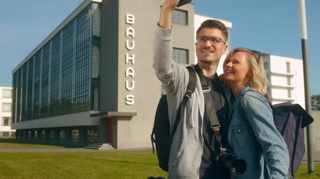 Dessau: Bauhaus Buildings Cycling Tour - Experience Highlights