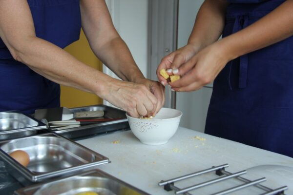 Dessert & Chocolate Cooking Class With a Parisian Chef - Common Questions