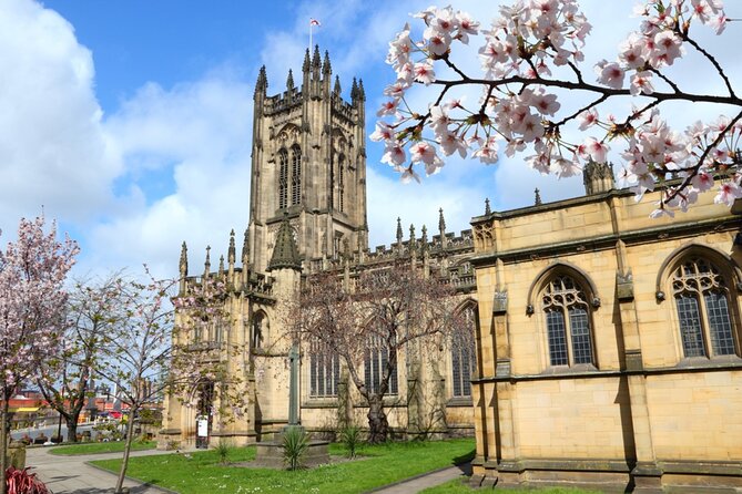 Detective Outdoor Escape Game in Manchester - Timing and End Point