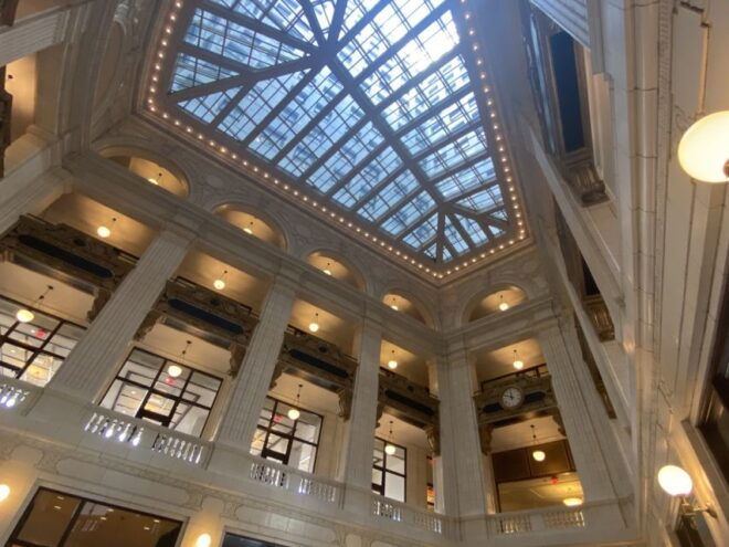 Detroit: Architectural Beauty and Hidden Gems Walking Tour - Strolling Through Belle Isle