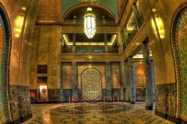 Detroit: Architectural Beauty and Hidden Gems Walking Tour - Common Questions