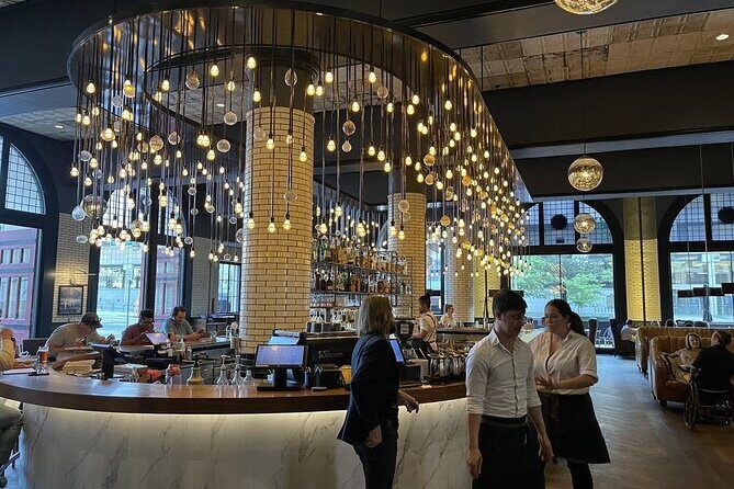 Detroit Guided Pedicab Tour Explore the City in Comfort - Who Will Love This Tour?