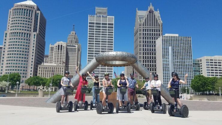Detroit: Segway Tour Strait to the Point - Tour Details