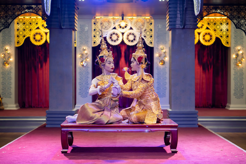 Devi Theater: Apsara Dance Show with Khmer/Western Dinner - The evening at a glance