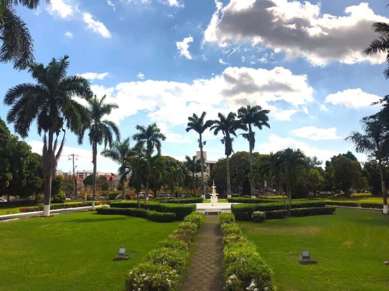 Devon House Heritage Tour with Ice Cream from Kingston - Grounds and Shopping