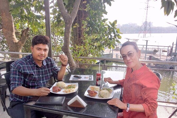 Dhaka Airport Private Car Transfer Hotel Pickup or Drop Off - The Vehicles and Comfort