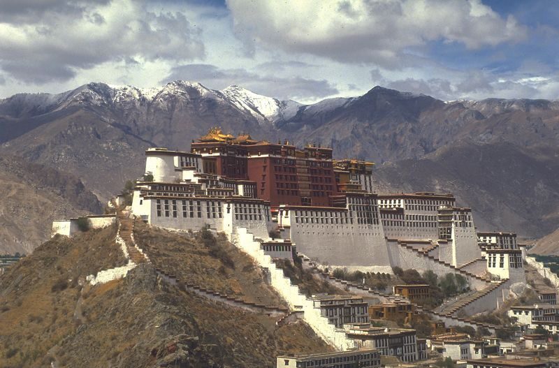 Dharamsala Spiritual & Cultural Highlights Private Tour - Start by clarifying the Dalai Lama Palace stop