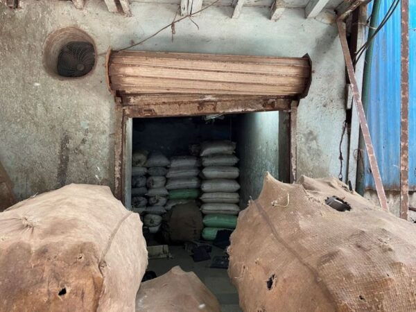 Dharavi Slum Experience With Local Resident English Guide - Common Questions