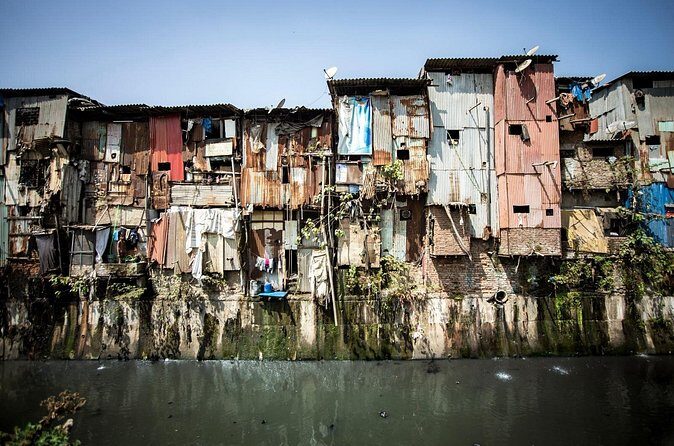 Dharavi Slum Tour with Home Visit Group Cruise Excursion - FAQs