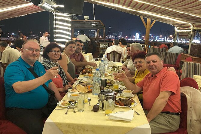 Dhow Cruise Dinner on Dubai Creek - Start Time and Atmosphere