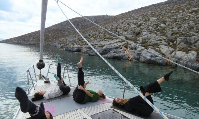 Dia Island: Yoga & Sunset Sailing - Whats Included in the Package