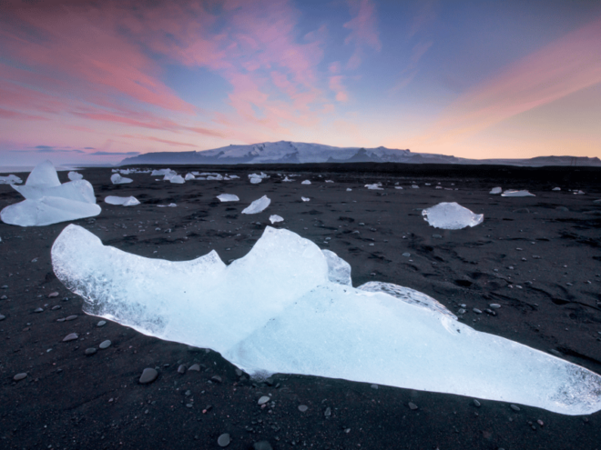 Diamond Beach & Jökulsárlón Glacier Exclusive Day Tour - Included in the Tour