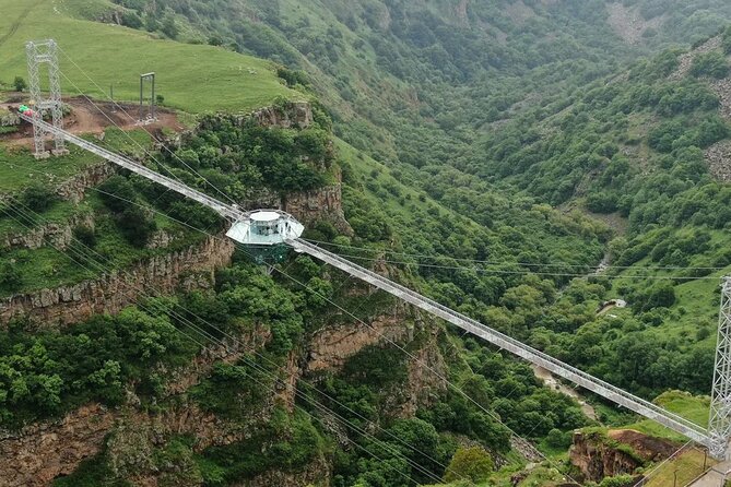 Diamond Bridge & Dashbashi Canyon Private Tour - Location Details