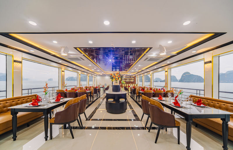Diamond Era Luxury Day Cruise: Ha Long Bay, Sung Sot, Ti Top - Sung Sot Cave: the biggest walk of the day