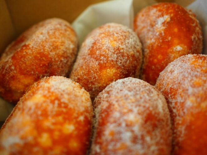 Diamond Head Hike With Lennars Malasad Starts at 7:00 A.M. - Local Malasada Treat