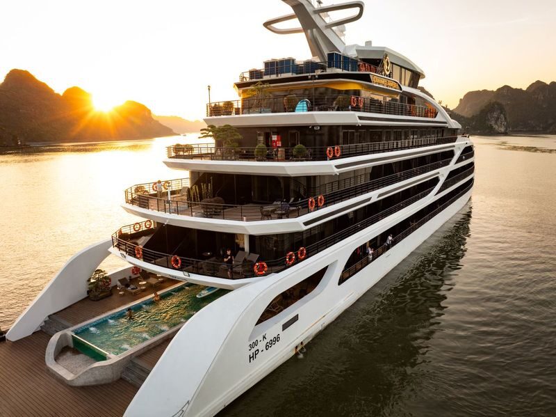 Diana 2D1N Cruise: Ha Long Bay & Lan Ha Bay Tour - Should you book Diana Cruise?