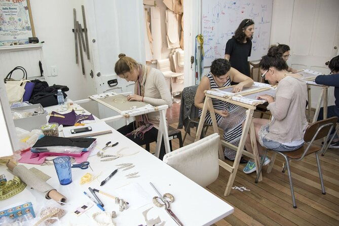 Digital Couture Workshop for Beginners - Included and Not Included in the Price