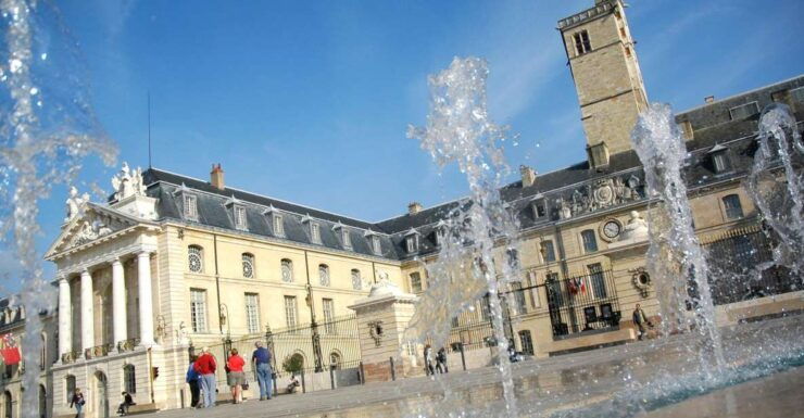 Dijon: City Tour With a French-Speaking Guide - Important Sights of Dijon