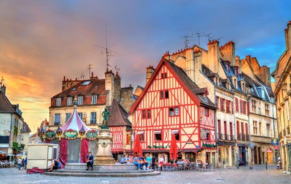 Dijon: Express Walk With a Local in 60 Minutes - Local Insights and Recommendations