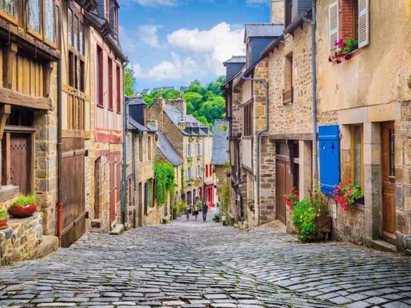 Dinan: Outdoor escape game, The symbols of the apocalypse - The Value for Travelers