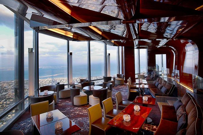 DINE Experience at Burj Khalifa With DISCOVER DUBAI by NIGHT - Dining Options at Burj Khalifa