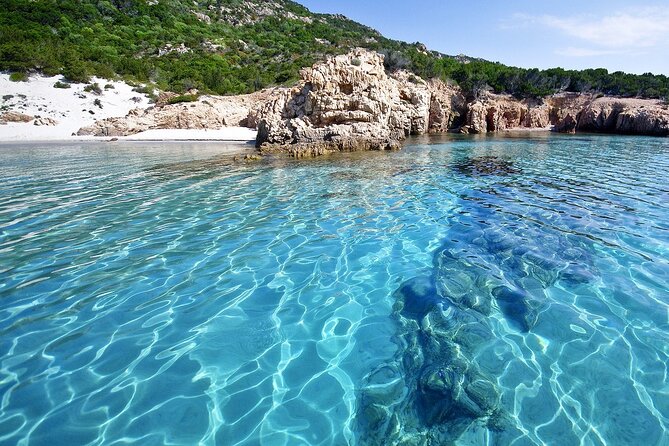 Dinghy in Costa Smeralda and La Maddalena Archipelago - Pricing Details