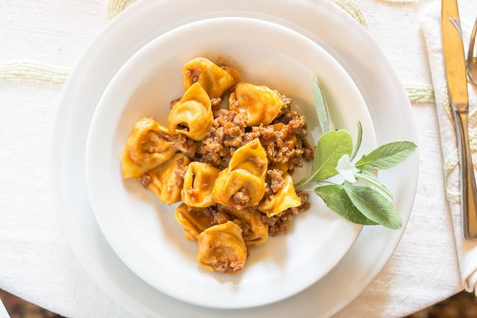 Dining Experience at a Locals Home in Massa Lubrense With Cooking Demo - Location Details