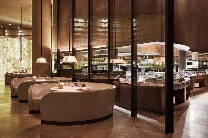 Dining Experience at Armani Hotel Burj Khalifa With Transfers - Tips for a Memorable Dining Experience at Armani Hotel Burj Khalifa