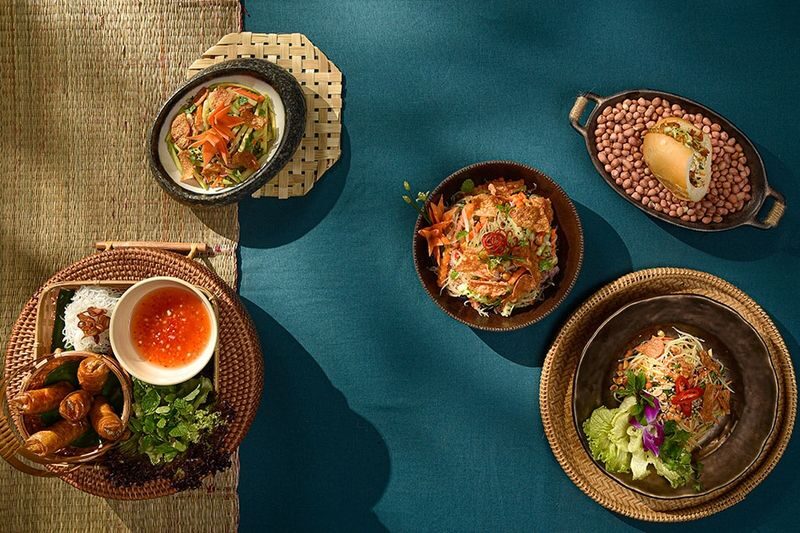 Dining Experience at MIAs Restaurant - Solaria Hotel - Key points to know before you book