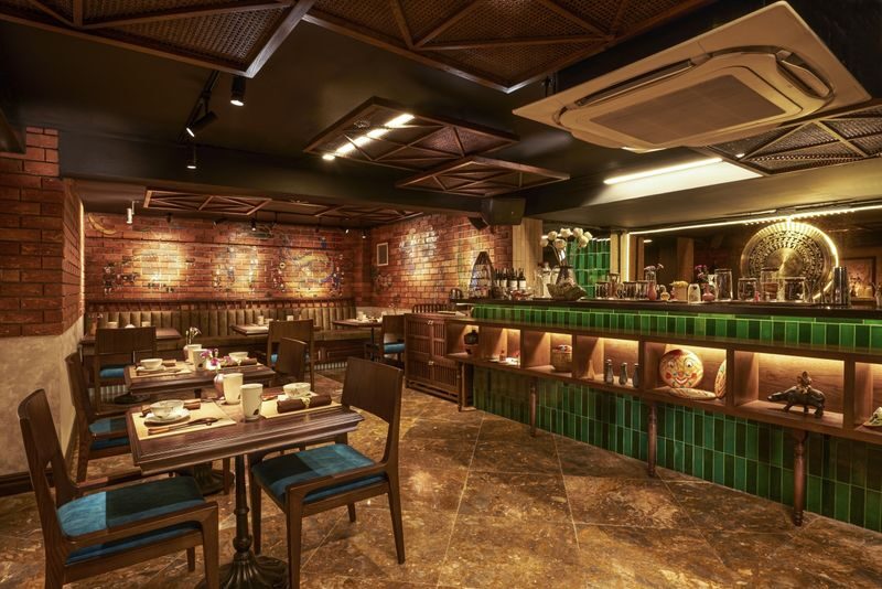 Dining Experience at MIAs Restaurant - Solaria Hotel - Is the price fair for a set dinner?