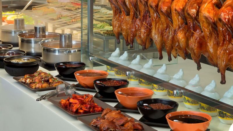 Dining experience at Saffron Restaurant in Atlantis The Palm Dubai - Dinner at Saffron, not a tour of the whole resort