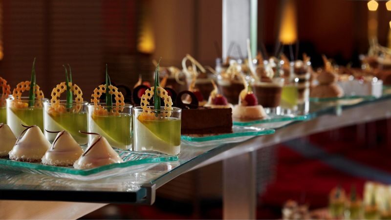 Dining experience at Saffron Restaurant in Atlantis The Palm Dubai - What the live stations add
