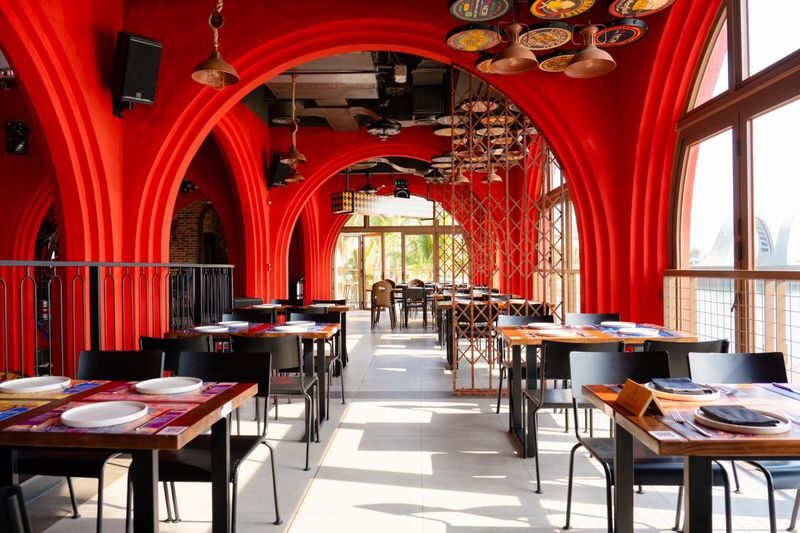 Dining Experience at Sun Bavaria Gastropub in Sunset Town Phu Quoc - What to expect from the buffet and beer
