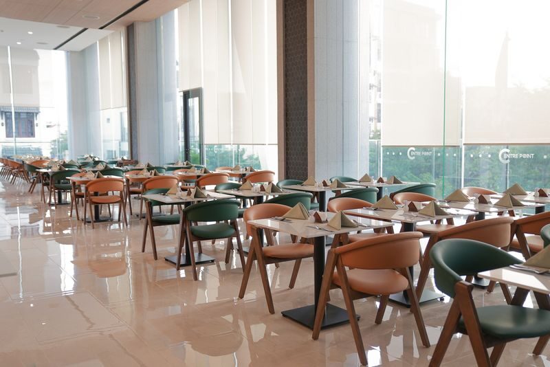 Dining Experience by Lynn Restaurant at Centre Point Da Nang - What the other packages add