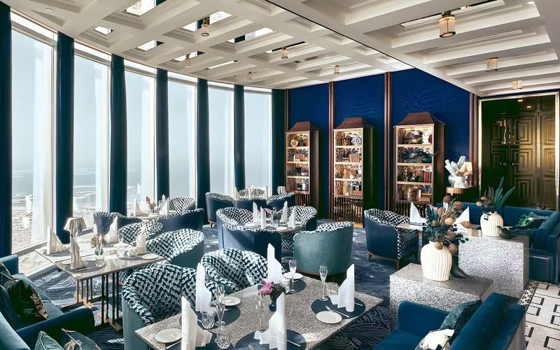 Dining experiences at Burj Khalifa - The view is the main event, but timing shapes it