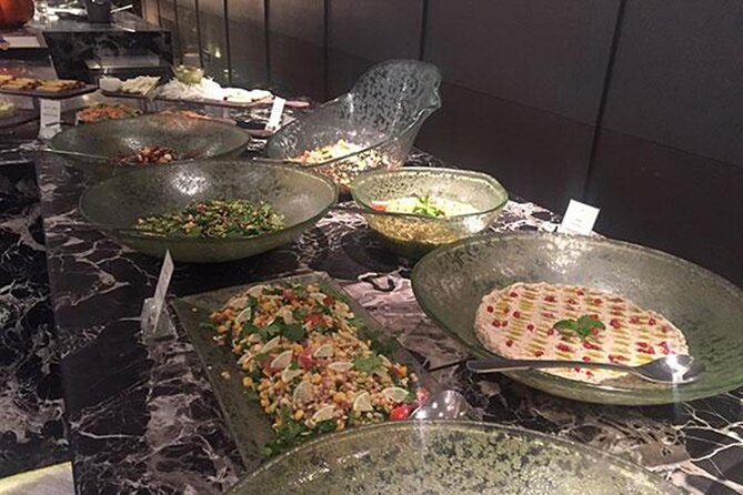 Dining in Jeddah at Al Multaqa Restaurant - Booking Options and Process