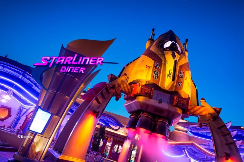Dining Offers at Hong Kong Disneyland Resort - Three Halloween snacks, with one choice to make
