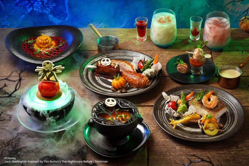 Dining Offers at Hong Kong Disneyland Resort - Park meal vouchers: useful, not a meal plan