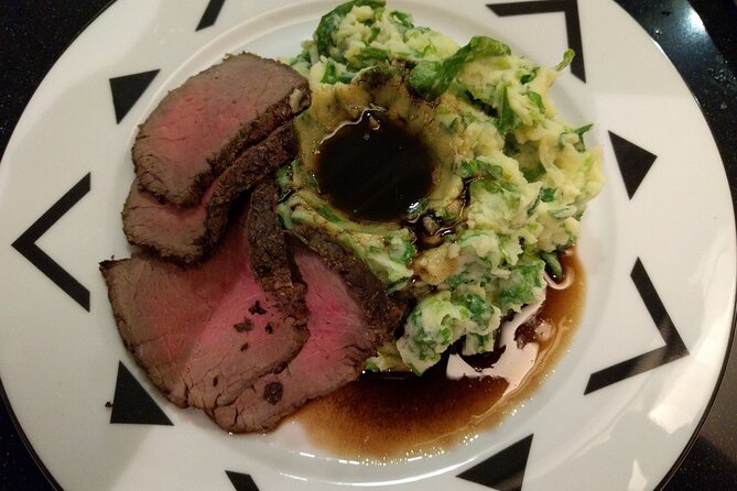 Dining With The Dutch: Enjoy A Delicious 4-Course Family Meal - Start Time and End Point