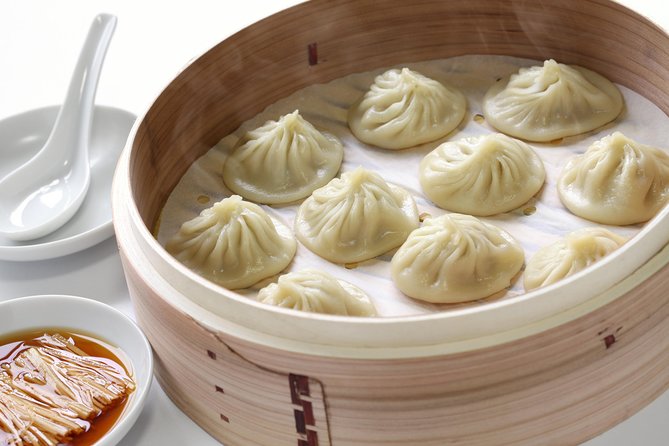 Dinner at Din Tai Fung With Luxury Chinese Massage Treatment - Overview and Experience