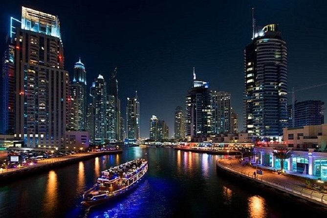Dinner at Dubai Marina (Private & Custom Tours ) - VIP Treatment: Luxury and Comfort at Dubai Marina