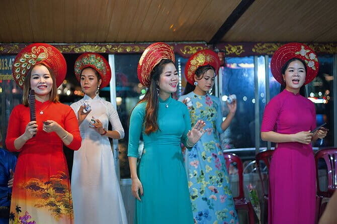 Dinner Cruise & Music Folk Song on the Perfume River in Hue - A Detailed Look at the Experience